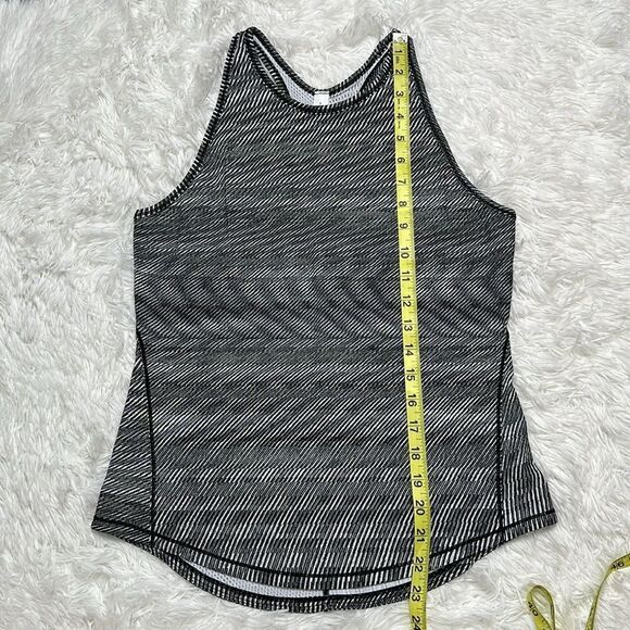 Lululemon Base Pace Ribbed Tank in Time Warp Alpine White Black Size 8 Rare - Picture 4 of 12